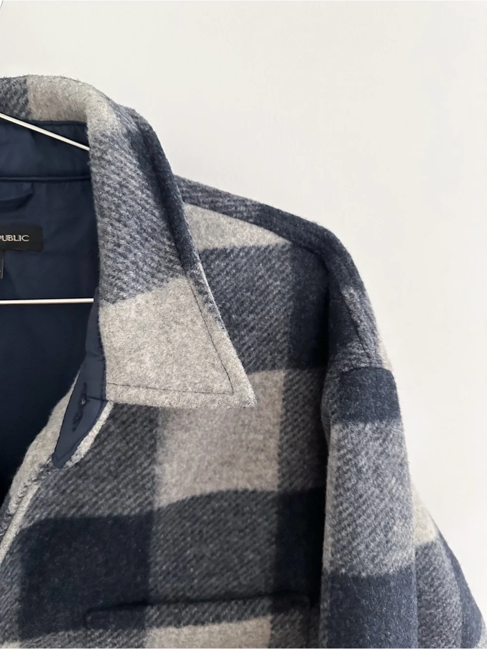 Banana Republic Heritage Shirt Jacket Large Blue Gray Buffalo Plaid Shacket